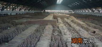 都说秦始皇陵里边很多水银 里边到底埋了多少水银