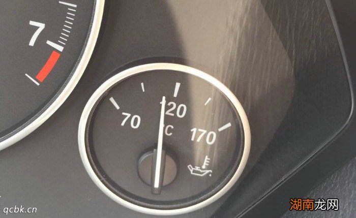 汽车正常水温是多少度