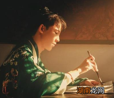 古人云百无一用是书生 古人这句话究竟是什么意思