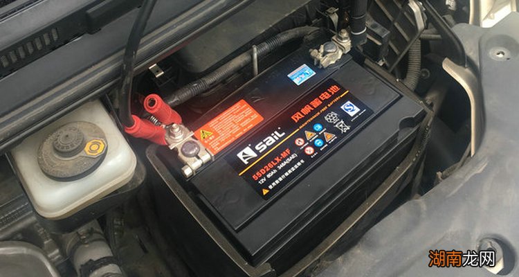 汽车电瓶亏电了怎样修复