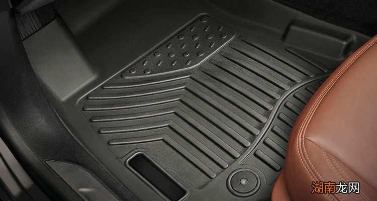 汽车脚垫TPE材料好吗