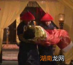 在古代皇帝的贴身太监是什么地位?负责什么?