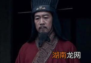 历史唯一的宦官皇帝,曹腾是怎样的一个人?