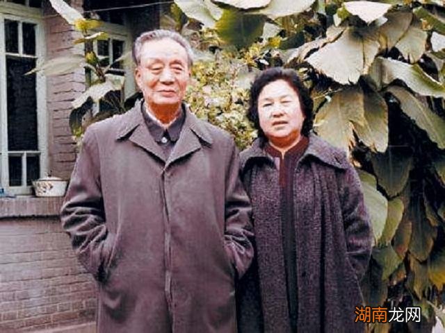 简言的夏冬百度百科电台情感读文素材