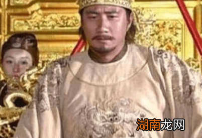 同样是出身低微,刘邦和朱元璋谁更厉害呢?