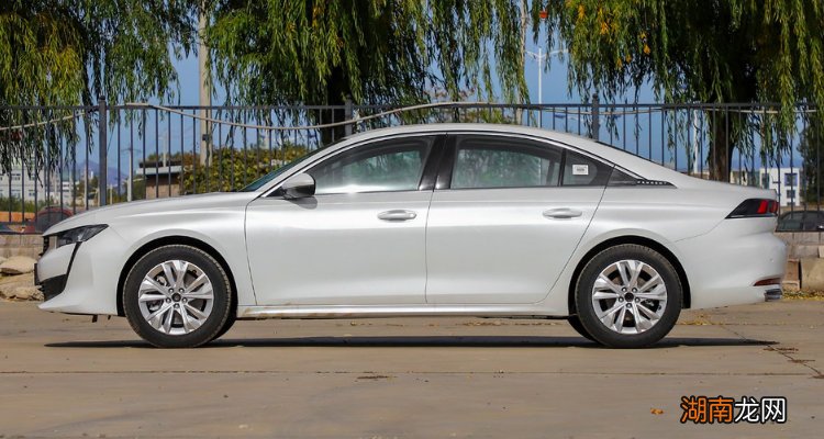 经常跑高速买什么车合适