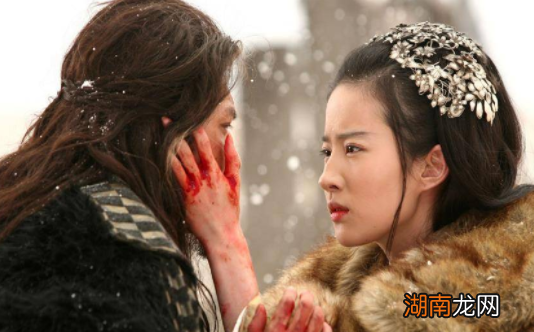 项羽稳占上风,败给刘邦是因为什么?