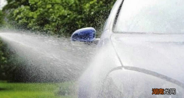 喷完车漆下雨没事吧