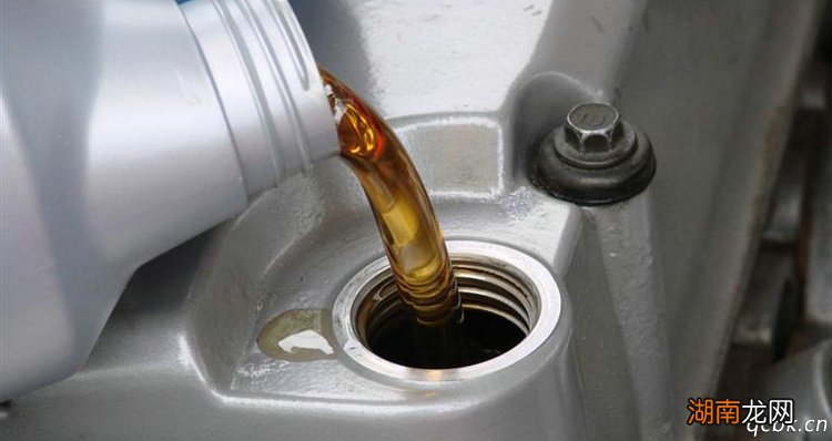 加了假机油对发动机有什么影响