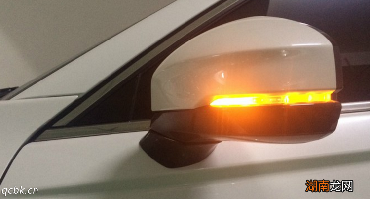 转向灯闪烁过快的原因有哪些