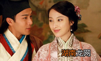 唐伯虎曾经装疯卖傻在街头裸奔是真的吗?