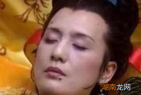 古代妃子在下葬的时候 古人为何要堵上她们的肛门