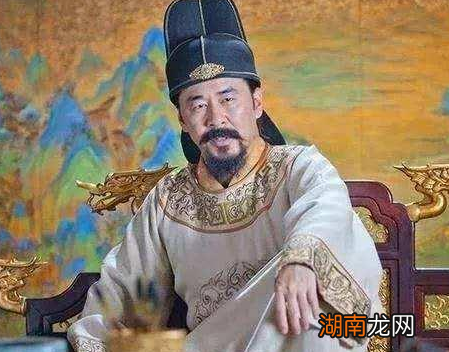 赵匡胤黄袍加身的原因是什么 真的是因为无可奈何吗