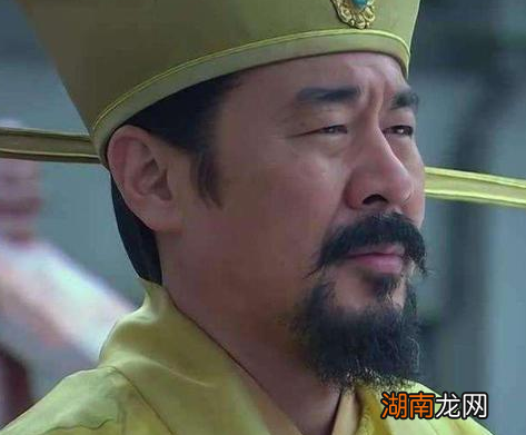 赵匡胤黄袍加身的原因是什么 真的是因为无可奈何吗