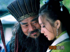 董卓与曹操都曾要挟天子，为何一人被杀一人寿终正寝？