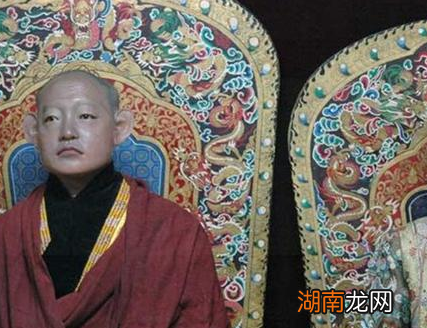 明朝两百多年都解决蒙古问题 清朝是怎么解决的