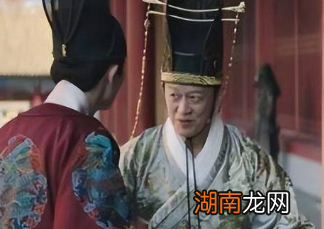 魏忠贤权利那么大，为何会崇祯轻易拿下呢？