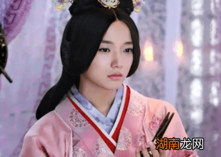 卫青和卫子夫为什么都是随母姓?