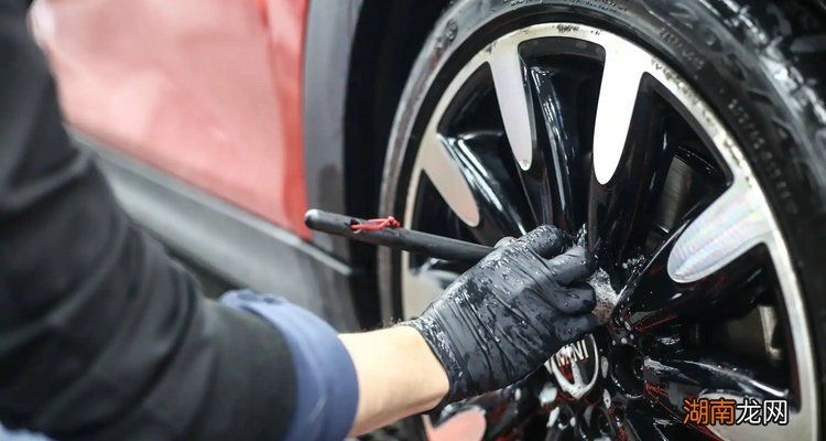 轮毂翻新一般多少钱 汽车轮毂怎么翻新