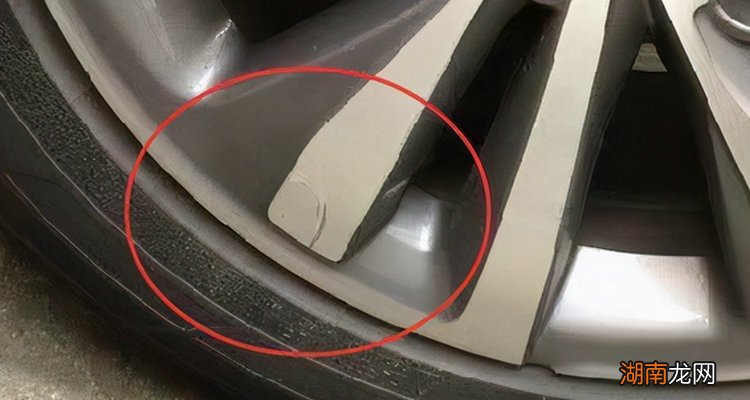 轮毂边缘剐蹭到什么程度需要修复