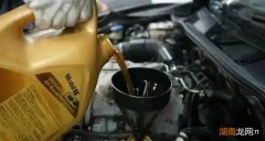 汽车全合成机油可以加摩托车吗