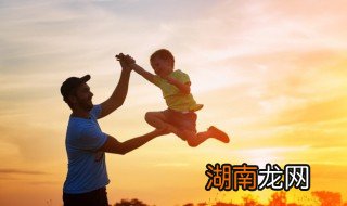 女孩子和爸妈顶嘴该如何管教 母亲应该怎样教育孩子顶嘴