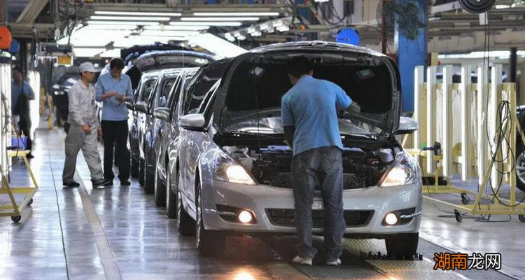 新车开了一段时间发动机声音大怎么回事