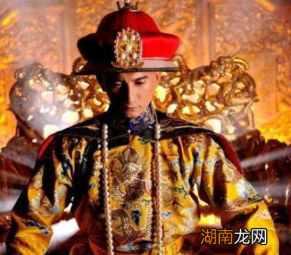 康熙皇帝到底传位给谁 是雍正老四还是皇十四子胤禵