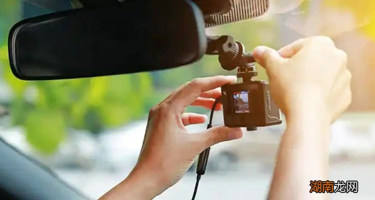 安装行车记录仪人工费多少钱一台