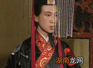 曹操为何迟迟不敢废掉汉献帝呢?