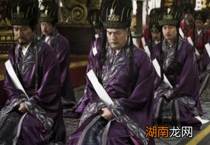 杨修为什么被曹操杀害？并非因为&amp;ldquo;立嗣之争&amp;rdquo;