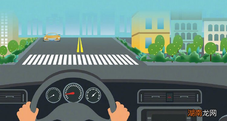 汽车直线行驶向右跑偏怎么处理