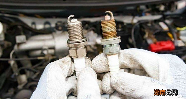 汽车几万公里换火花塞