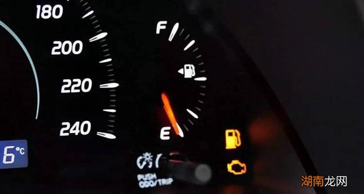 油表开着开着升高了怎么回事