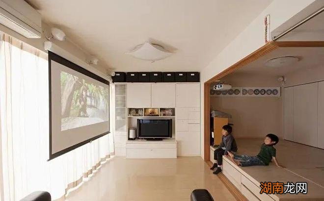 不再为了面子,客厅功能化后,整屋敞亮了,哪怕小户型也住得舒坦