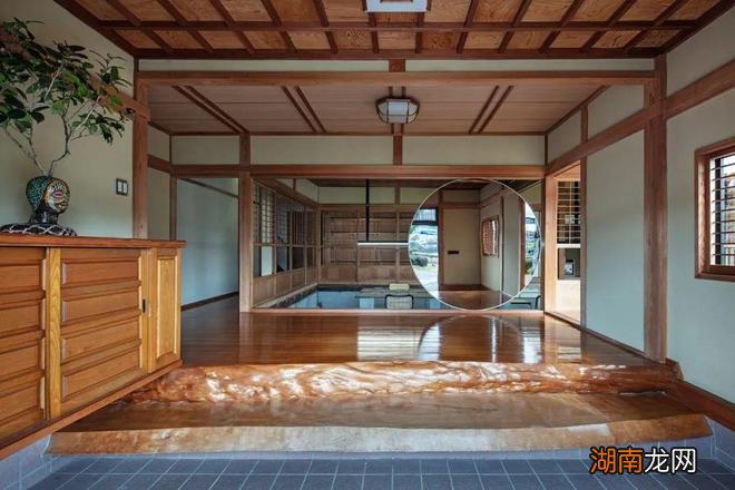 日本这个设计师做完的精装修,竟然是浓浓的「毛坯味道」