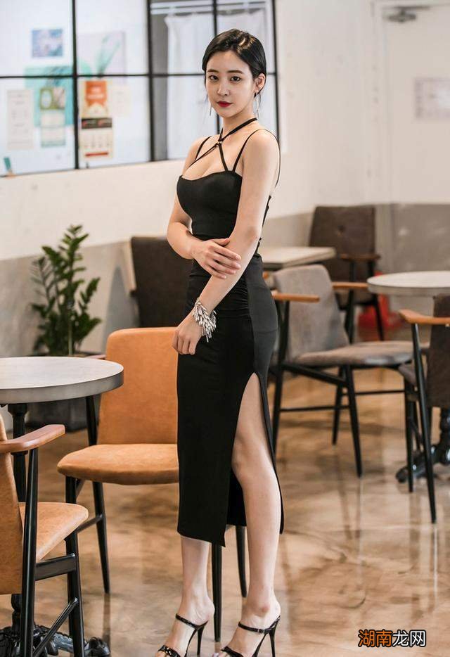 生活和感情中不善于表达自我