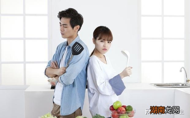 进入热恋选择结婚（她有两次结婚经历