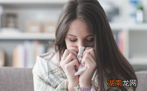 甚至打肿脸充胖子