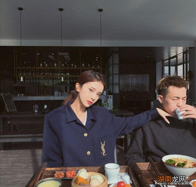 总让女朋友跟自己相处说无聊