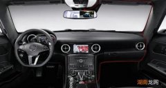 先装行车记录仪对汽车贴膜有影响吗