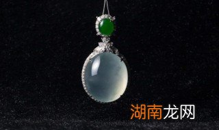 翡翠蓝水料 翡翠蓝水料是什么意思