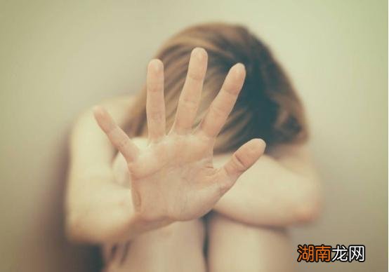 平常都是明明照顾肖肖的饮食起居