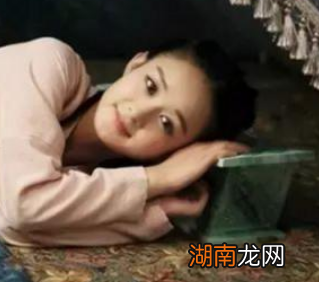 在古代人们使用的都是什么样的枕头?有何好处?