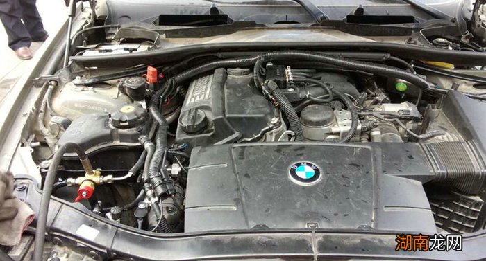 车子保养需要带什么资料去