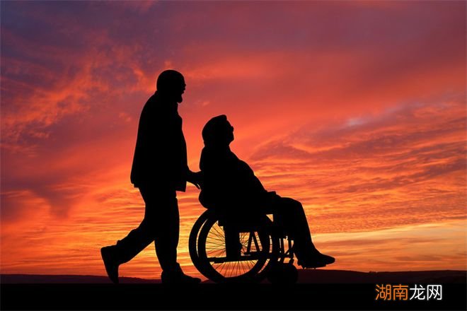 研究:冷漠是痴呆症的一大早期征兆对事物充满“疲感”风险或高出80%!