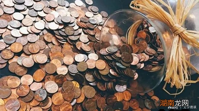 《理智与情感》:在人性之中真挚的感情是否能够和金钱相抗衡