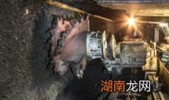 急倾斜煤层的开采方法有哪些 急倾斜煤层的开采方法