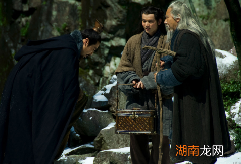 刘备为什么不直接打着&amp;ldquo;汉高祖刘邦之后&amp;rdquo;的旗号来闯天下？