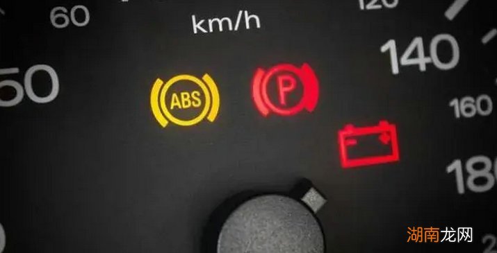 车上出现abs黄灯是什么意思